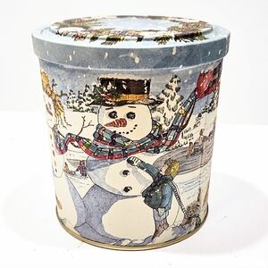 Hearth & Home Snowtime Memories Collector's Tin Limited Edition 1999 *No Candle*